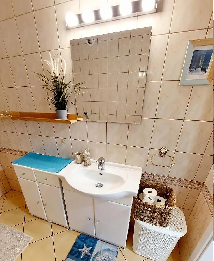 Apartament W Spokojnej Okolicy Nr1- Sopot Kamienny Potok 0*,  Poland
